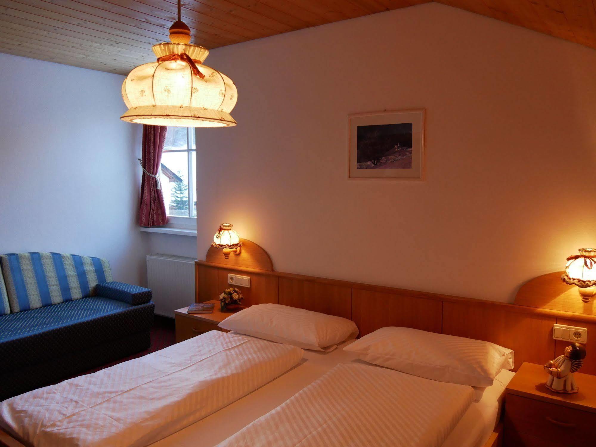 Appartmenthotel Residence Elvis Ortisei Eksteriør billede
